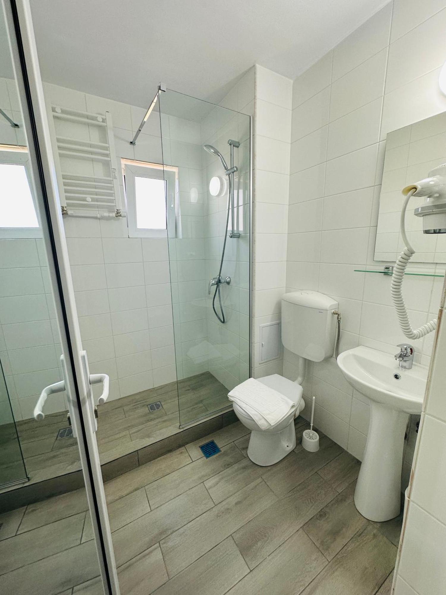Casa Barina Costinesti Hotel Kültér fotó